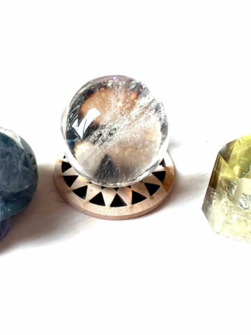 best-crystals-for-indoor-plants