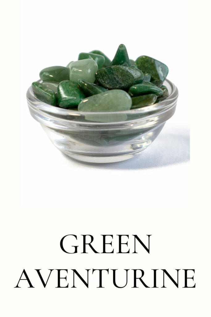 verde-aventurina-mejores-cristales-plantas de interior