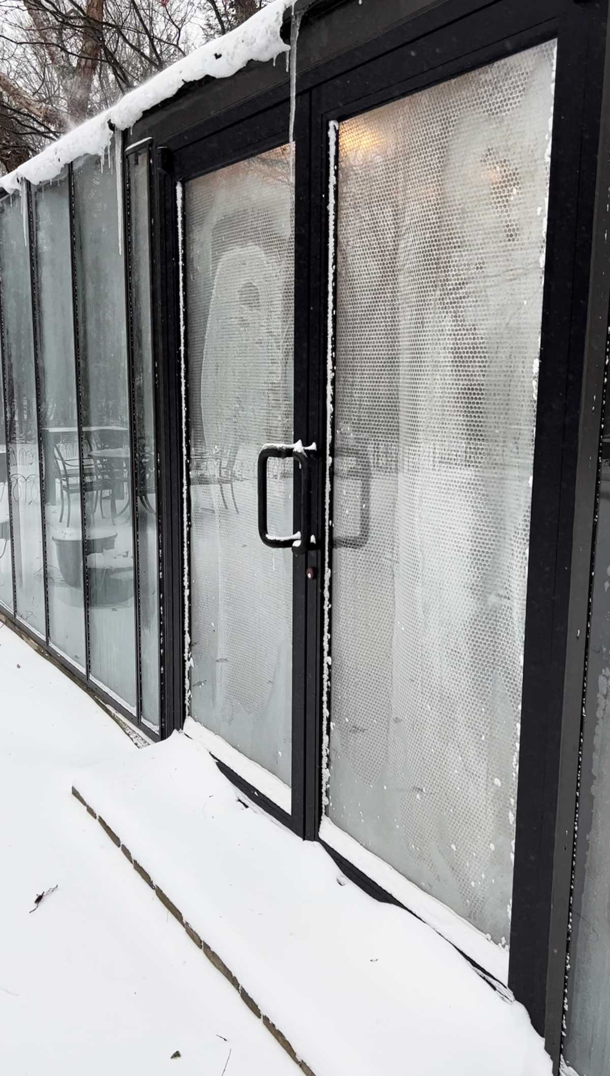 Insulating a Greenhouse with Bubble Wrap HowTo w/ Photos